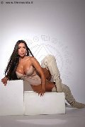 Foto Al�cia Lins Annunci Transescort Milano - 51