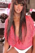 Foto Laura Terza Gamba Annunci Trav Milano - 10