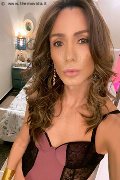  Trav Vivian 366 45 04 341 foto selfie 6
