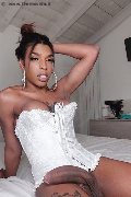 Foto Hot Giulia Annunci Transescort La Spezia - 15